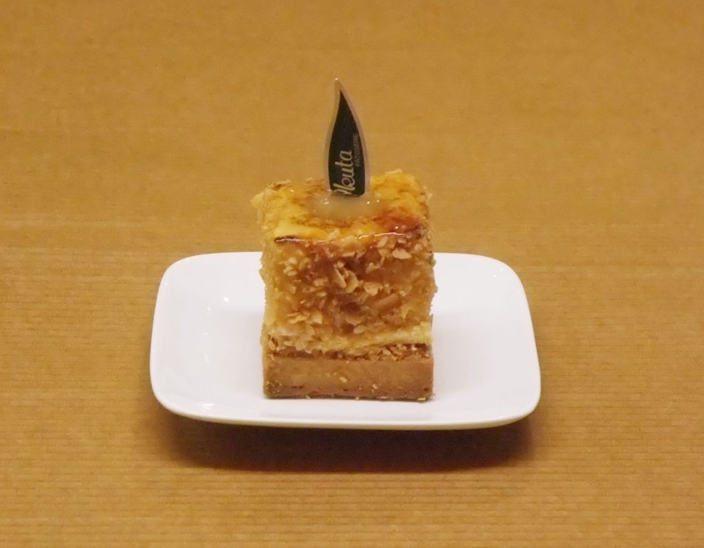 りんごのシブースト お菓子工房いくた 長崎県佐世保市のケーキ屋さん